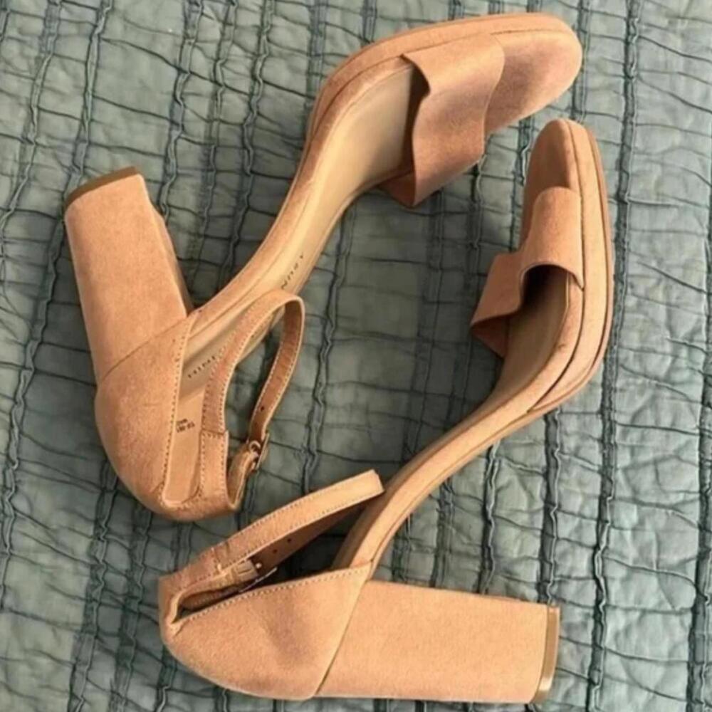 Chinese laundry heels 9.5 - Picture 2 of 5